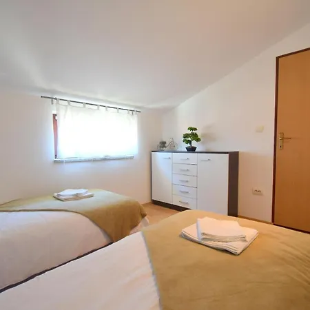 Paula * ニヴィーチェ